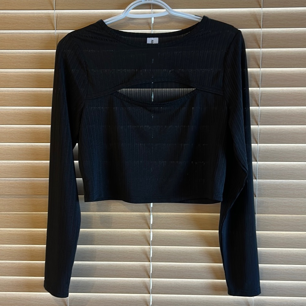 Black crop top